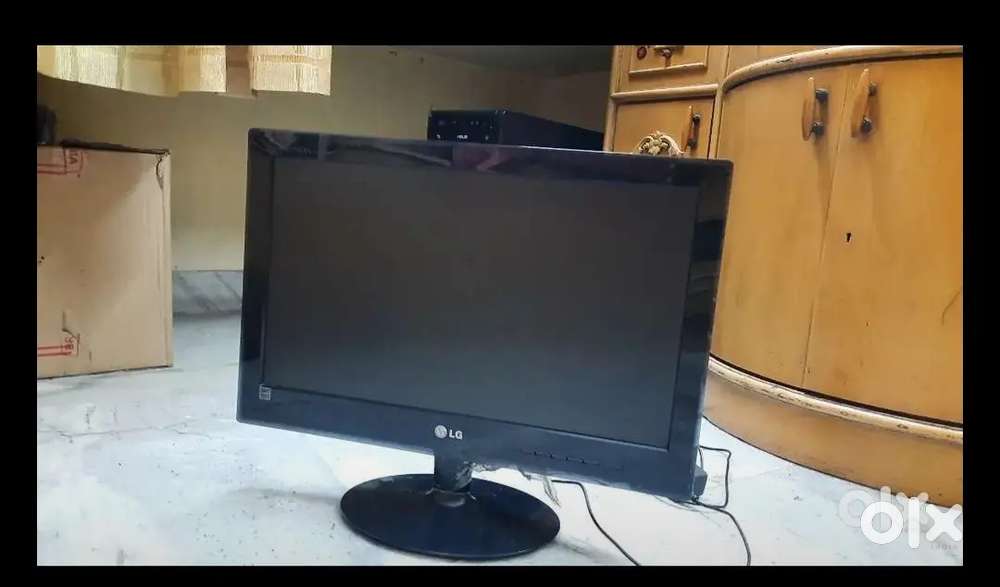 19 inches LG Monitor E1940S - PN BTR 19 HD Display