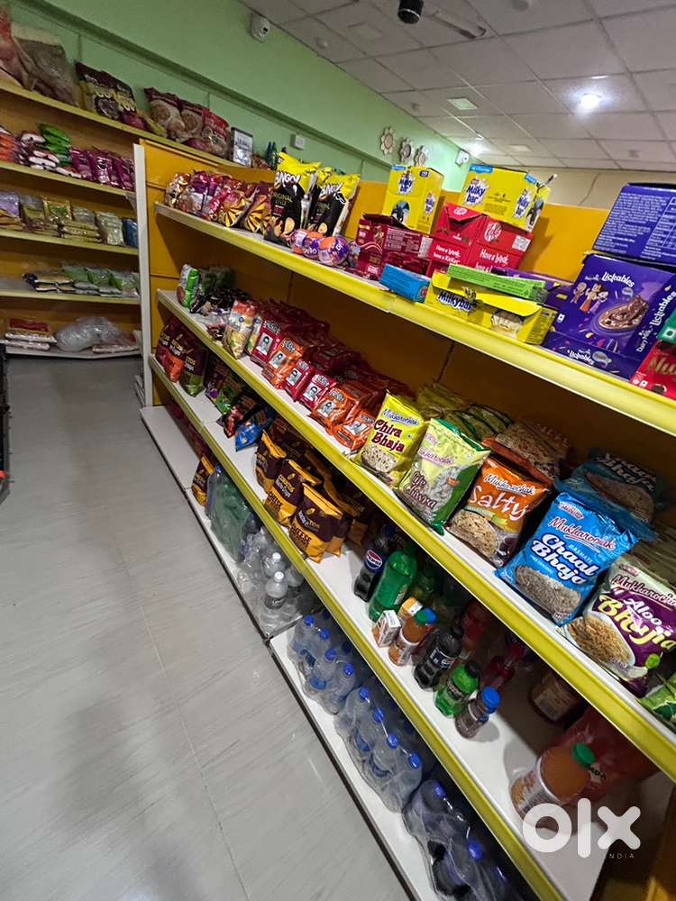 Grocery delivery person within local area