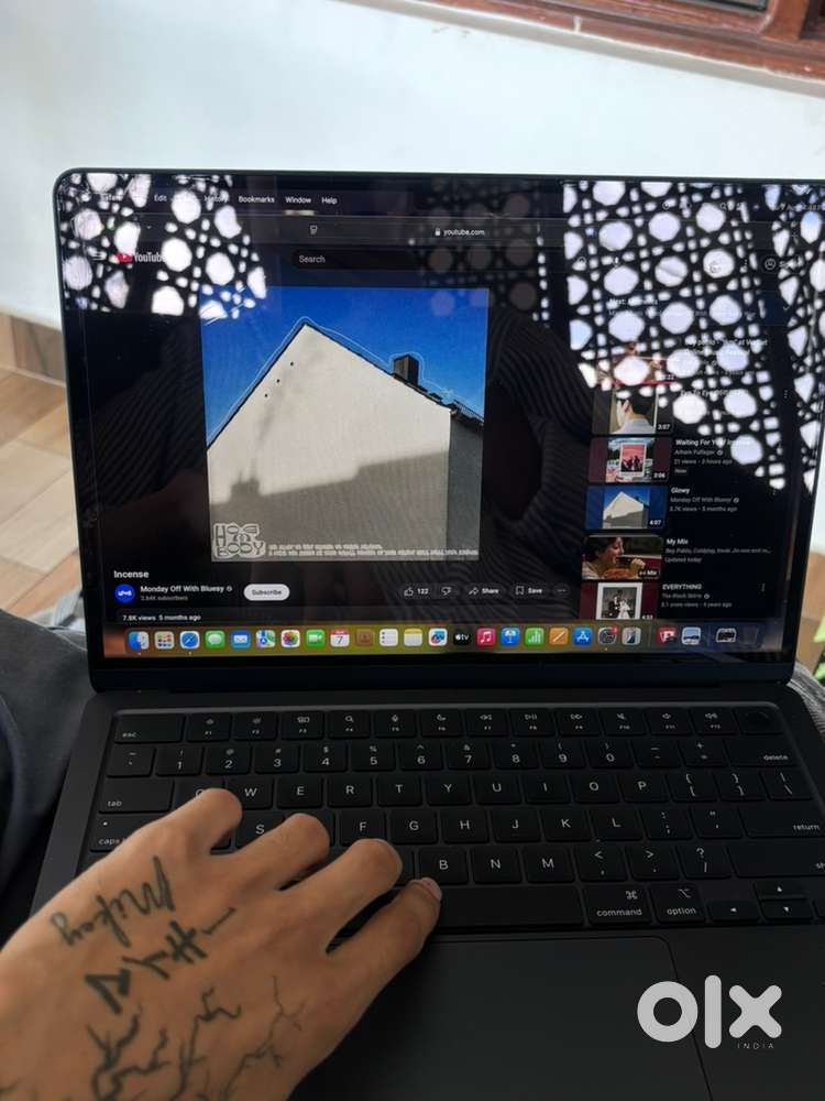 Macbook 2025 m4 512gb 16gb
