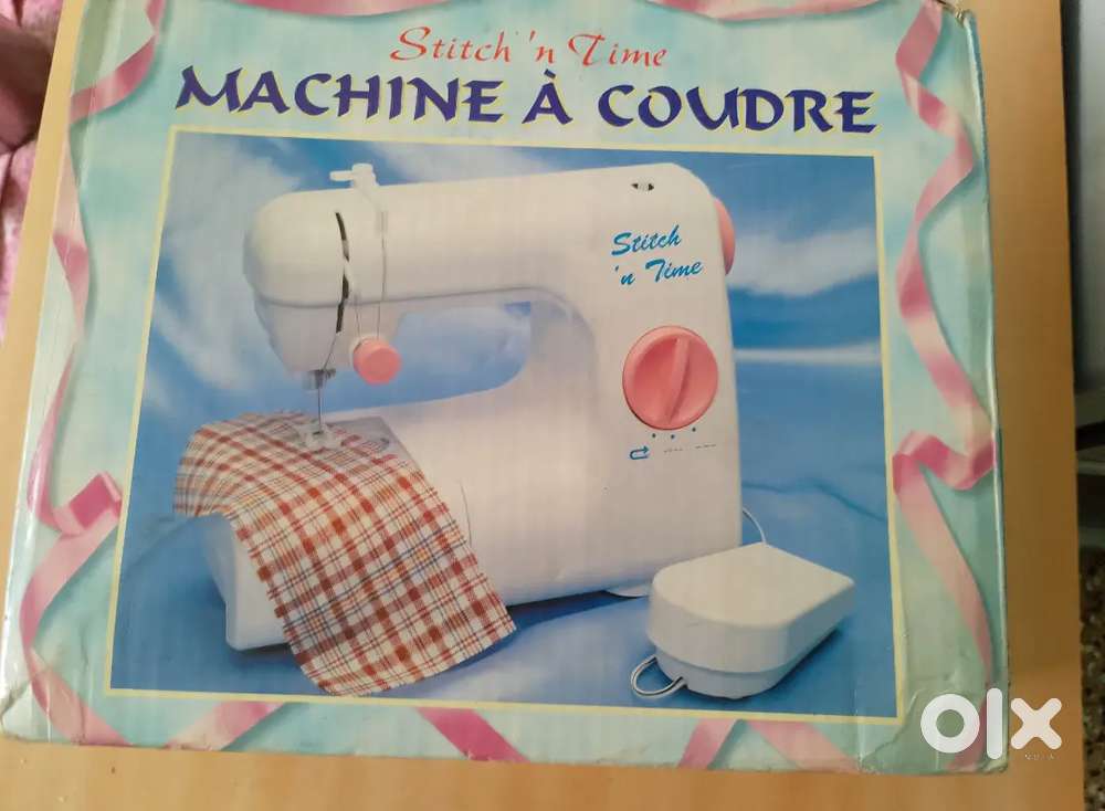 Unused Stitch ’n Time Sewing Machine