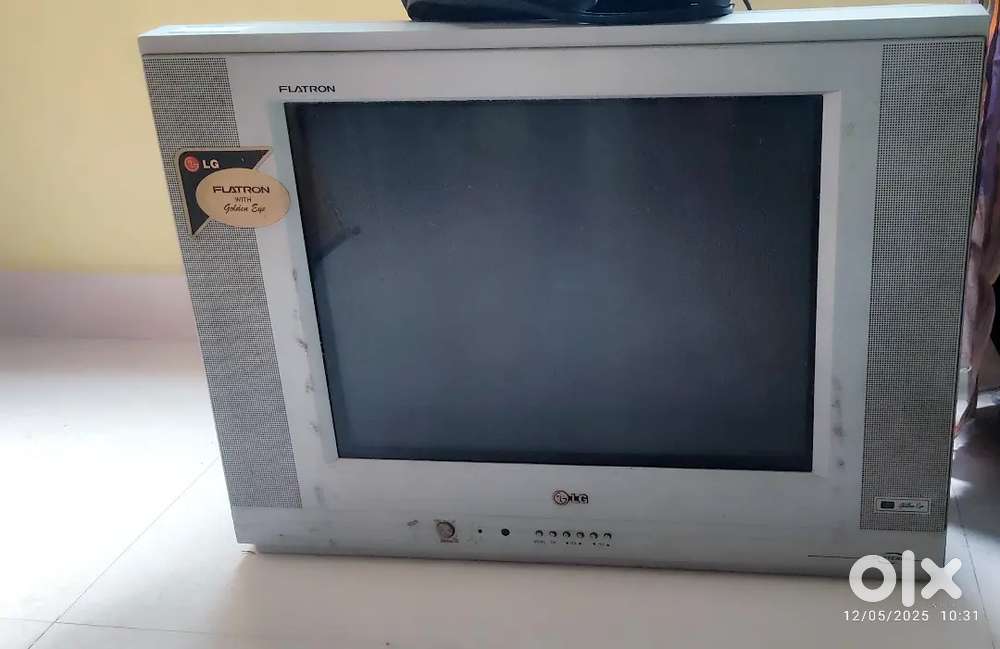 Lg tv Flatron with Golden eye Model