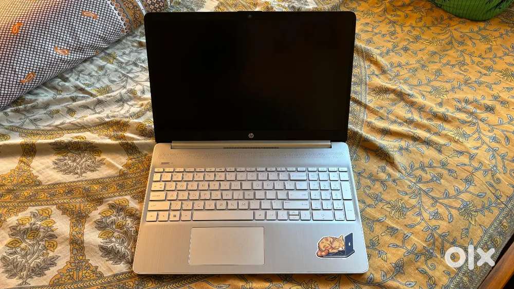 Hp 15s AMD Ryzen 16GB RAM/ 1 Year Warranty