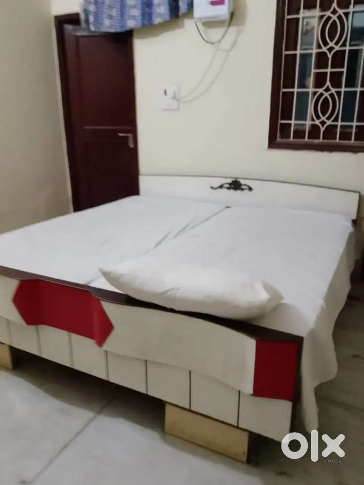 Family or group stay in 2bhk flat