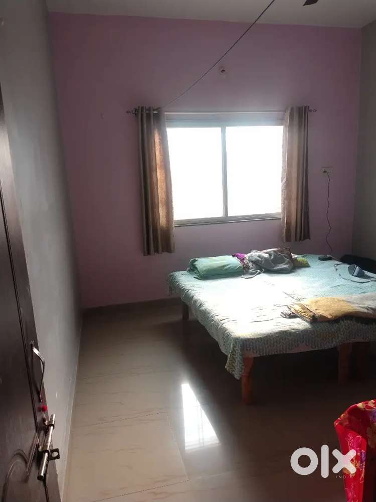 Rent me dena hai ladkiyon ko prathmikta