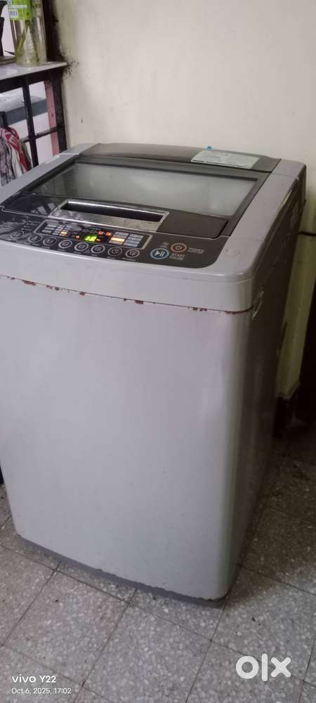 Washing machine in good and working condition