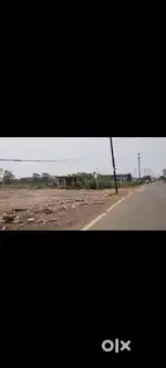मेन रोड से लगा हुआ आवासीय प्लॉट बेचना हैं । बैंक सुविधा उपलब्ध।