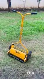 UGAOO Push Manual Lawn Mover