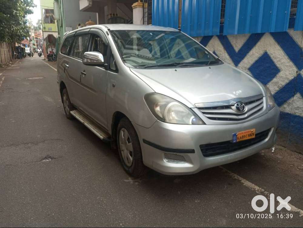 78 TOYOTA INNOVA 2006 5826 AVAILABLE FOR SALE.