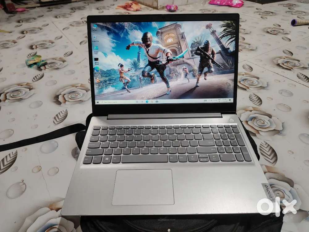 Lenovo gaming laptop