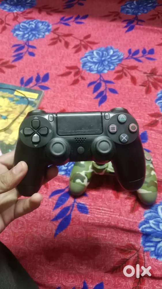 2 PS4 Replica Wireless Controllers – Working Condition