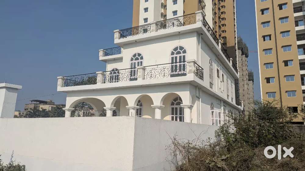 4BHK Luxury Villa