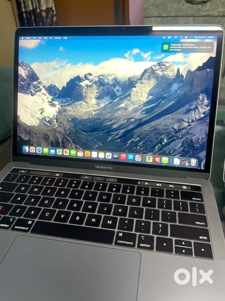 Macbook pro touchbar