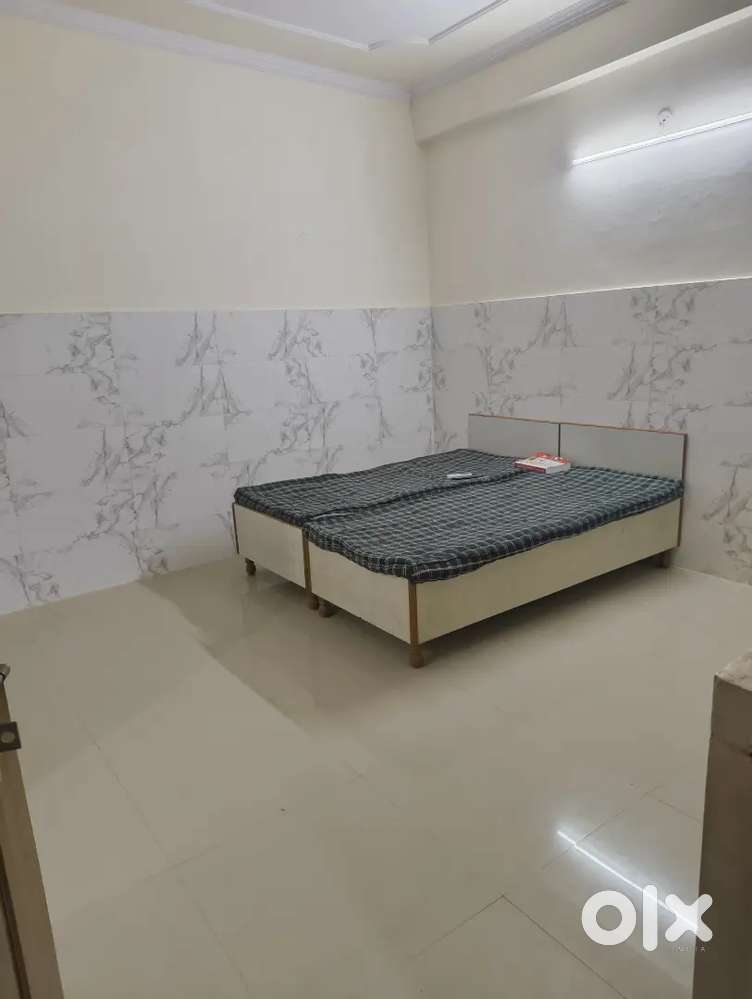Fully furnished 1 Room Set Near Amity University Noida