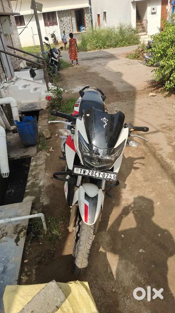 Apache RTR 180 good condition new battery