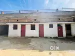 Single room semi furnished