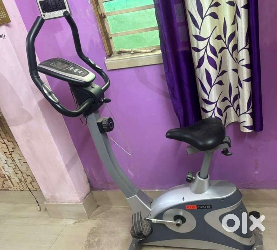 Life Care Exercise Cycle – Excellent Condition, 2 Years Old