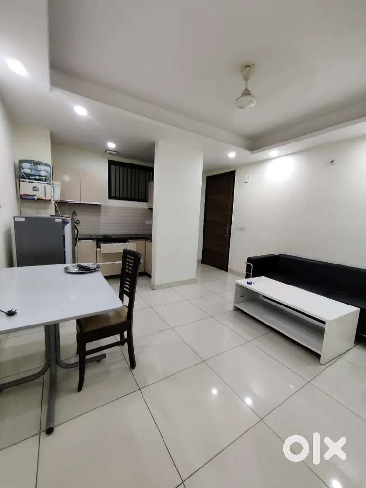 1Bhk furnished owner free property