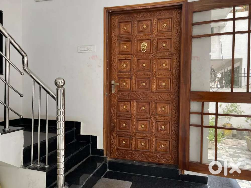 I'm a broker i have houses in amlidih mahaveer nagar areas for rent