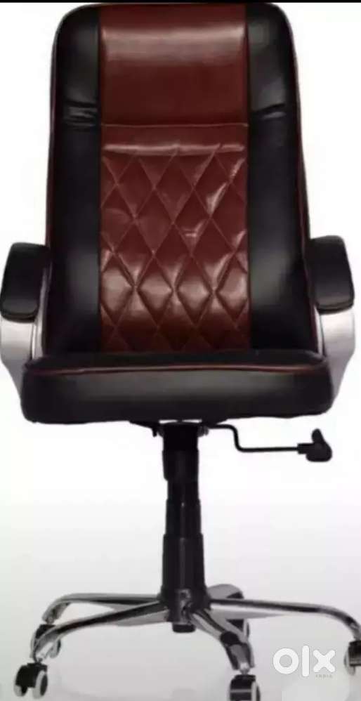 Lather Finish High Back Computer Chair Brand New.Call me Directly