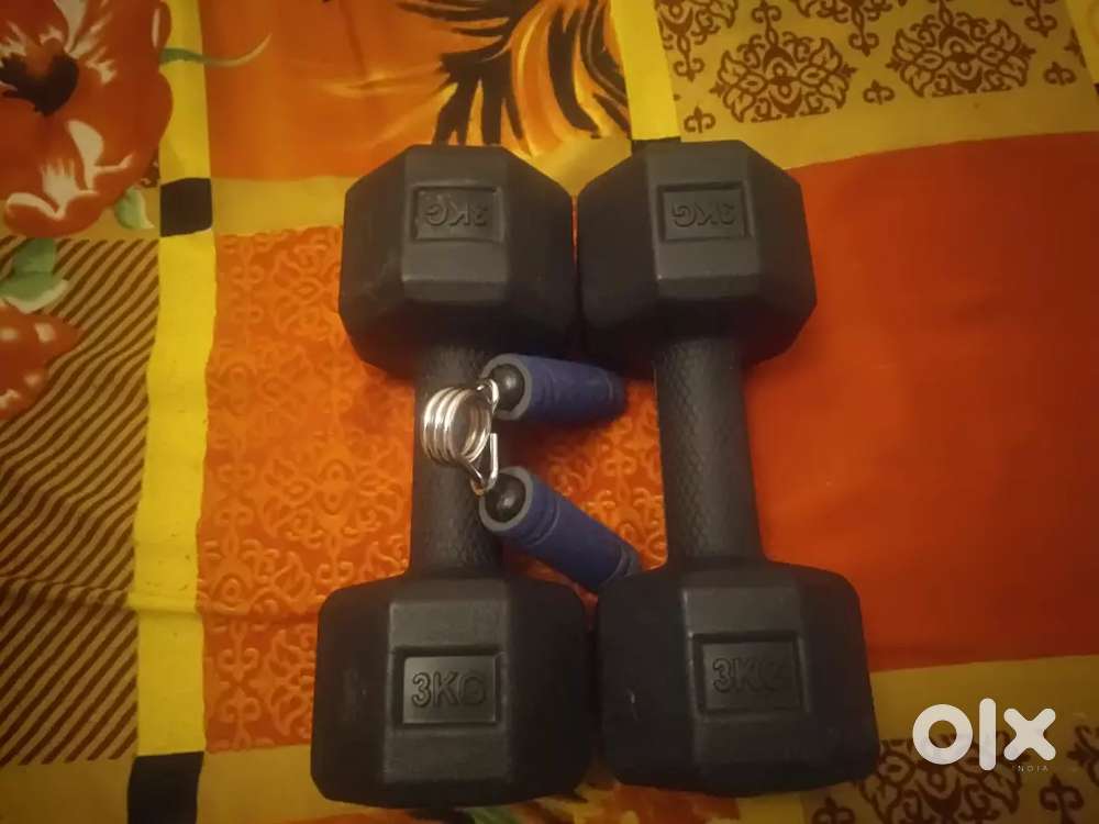 1 hand gripper a pair of 6kg dumble