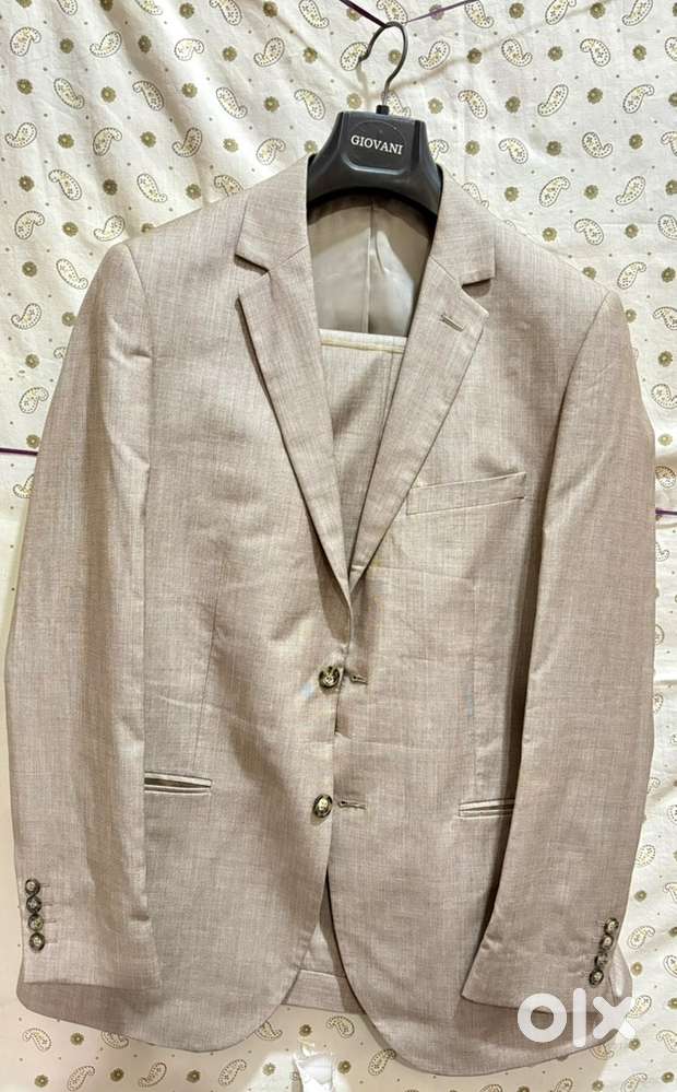 Giovanni 2-Piece Suit 38 size– Premium Look, Perfect Fit