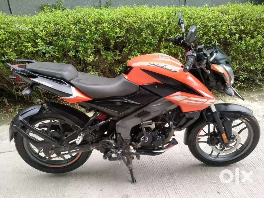 My Fully condiction 1 St owner untoch Pulser ns 125 for sell Avrege 50