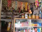 Currently running and fully furnished shop, in singapura area for rent