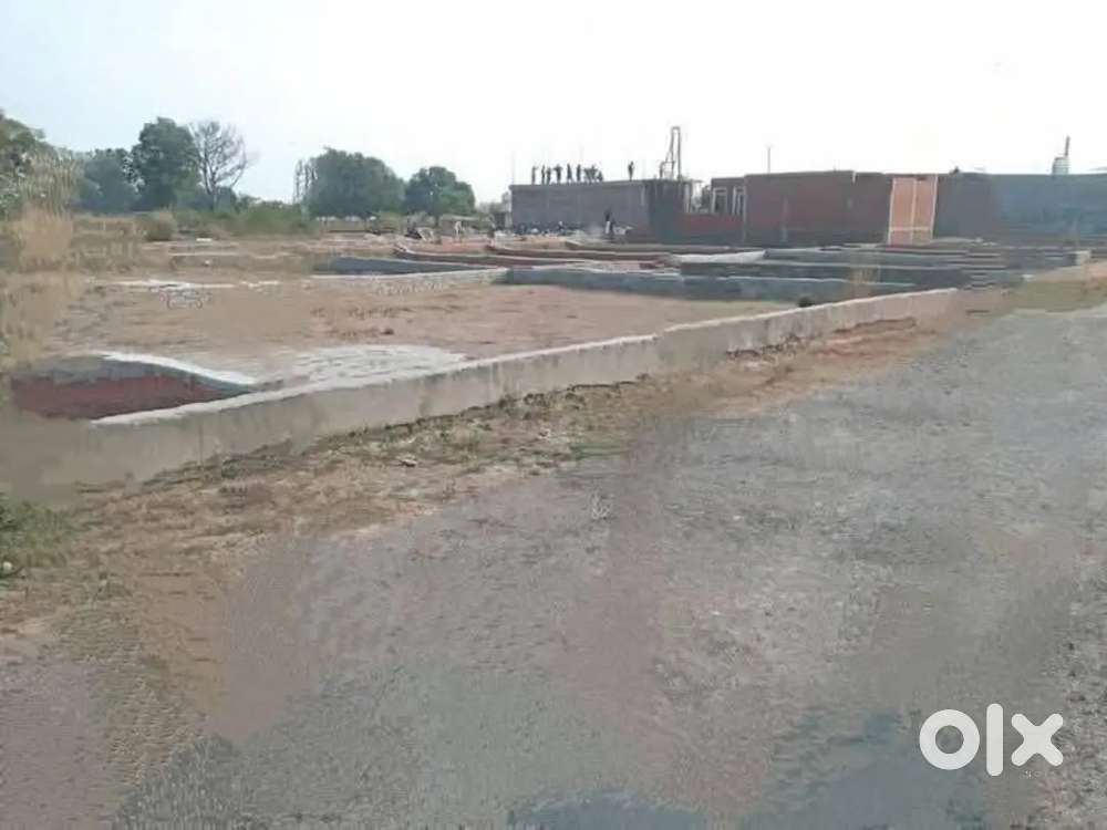 अपनी बजट में प्लाट ले जिला पंचायत सेअप्रूव्ड सोसायटी बैंक लोन सुविधा