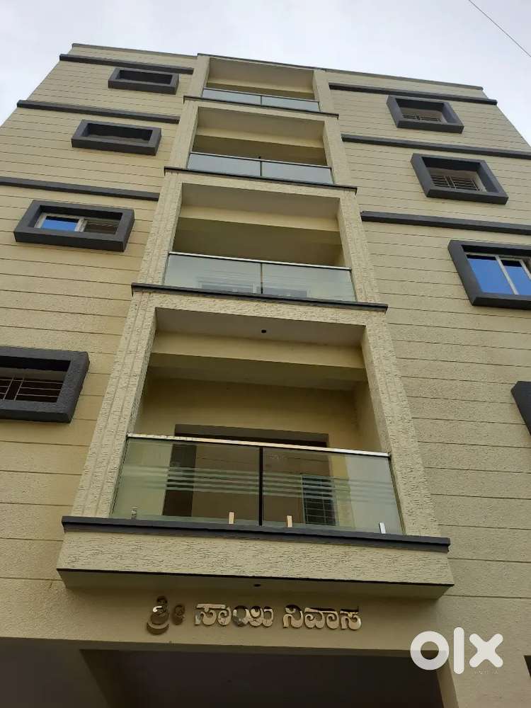 Good location near international school  hospitality  near it park