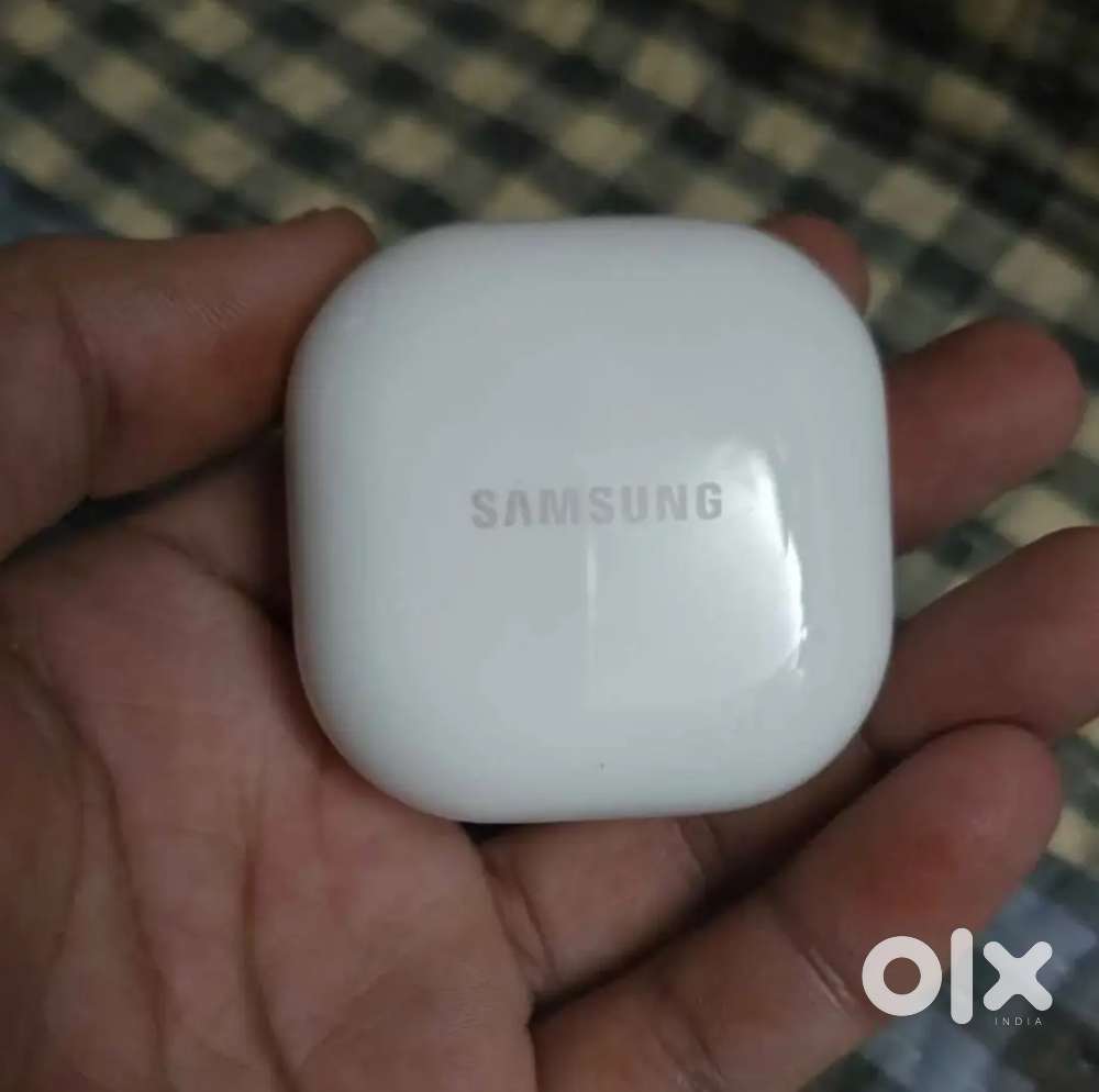 Samsung Earbuds Core