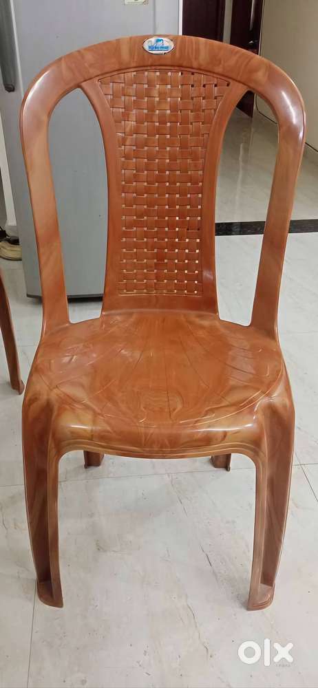 Nilkamal Plastic Dining Chairs × 3