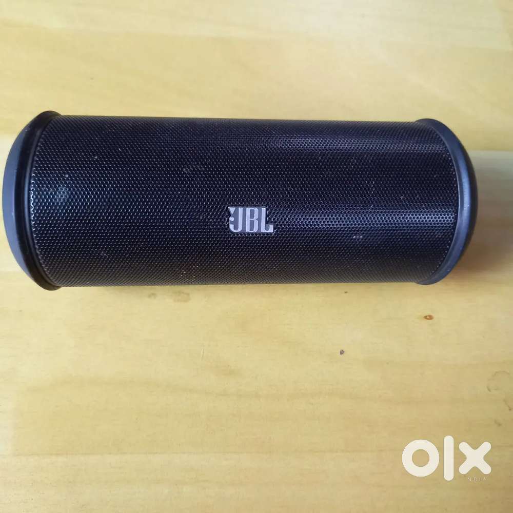 JBL flip 2 Bluetooth speaker