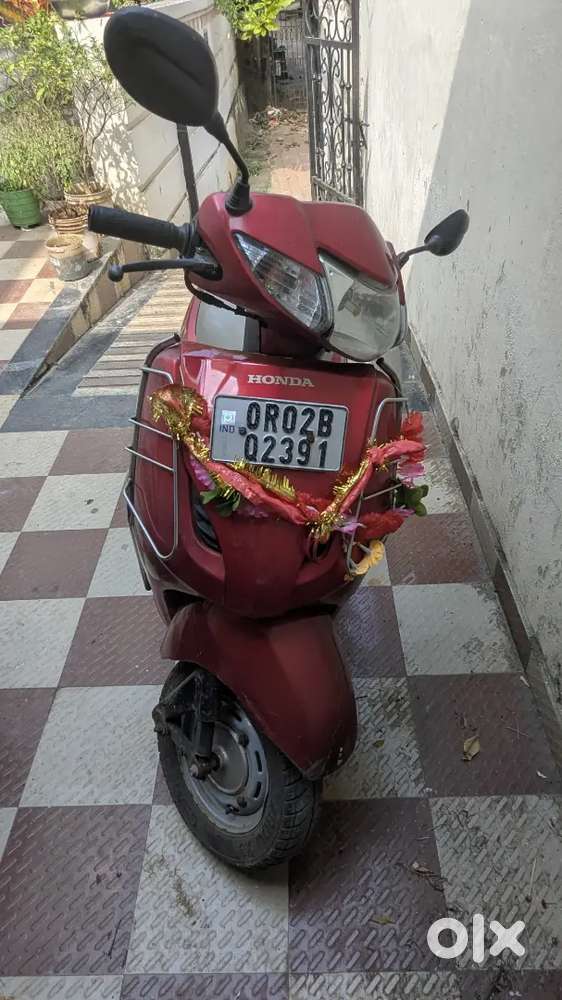 Honda activa 2011 model