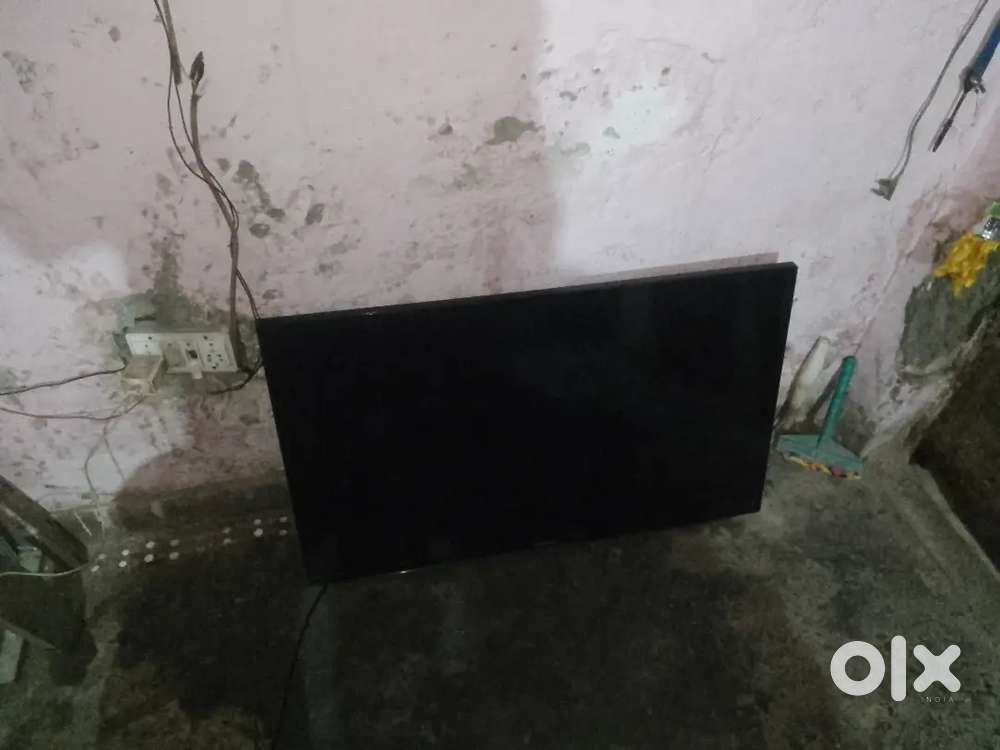 orignal samsung 40inci led tv andro hai app kam ha ise leya sall karo