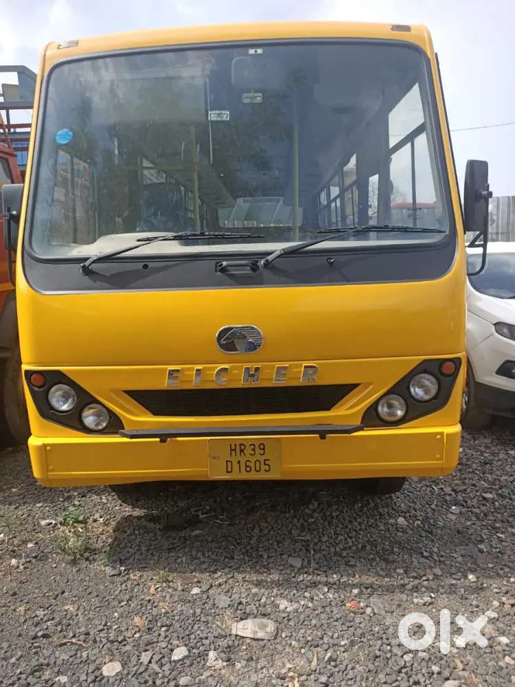 Eicher school bus 1090