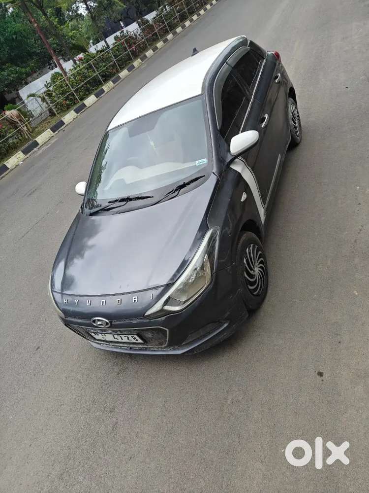 I20 megna top condition hai 121000 chali huyi hai well mentain car