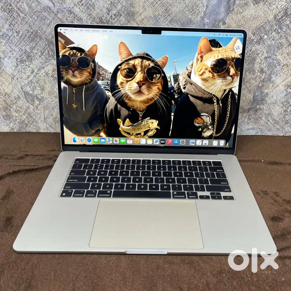 M2 Chip 512 gb in warranty 2027 
Apple Macbook Air 15inch