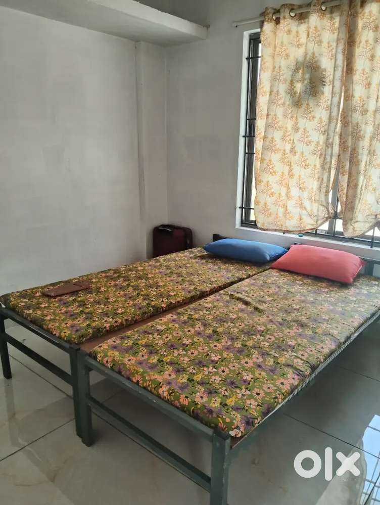 PG   Ladies only 5500