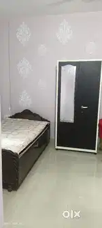 To rent only for Female student working professional