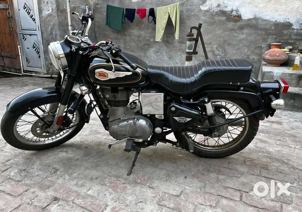 Bullet standard 350 new condition 1st owner