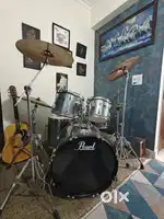 Pearl Roadshow Drum Set with Zildjian S/I/Planet Z Cymbals