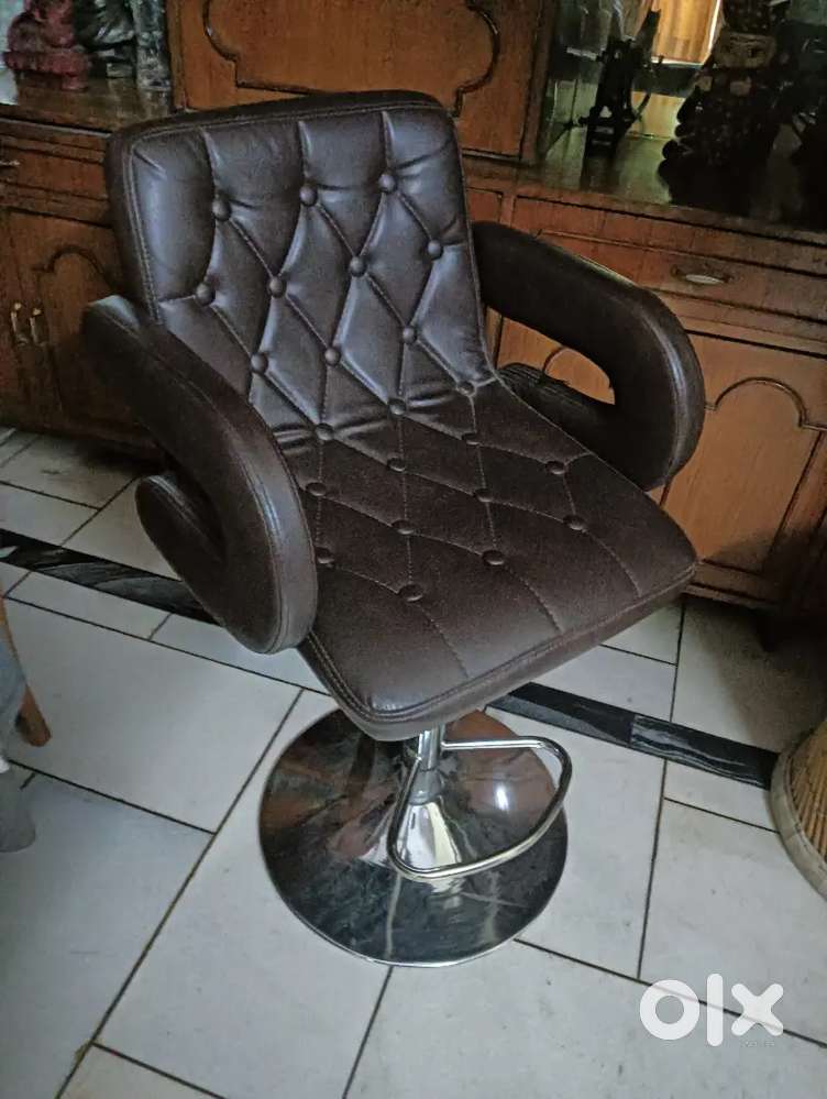 Bar chair/bar stool premium condition