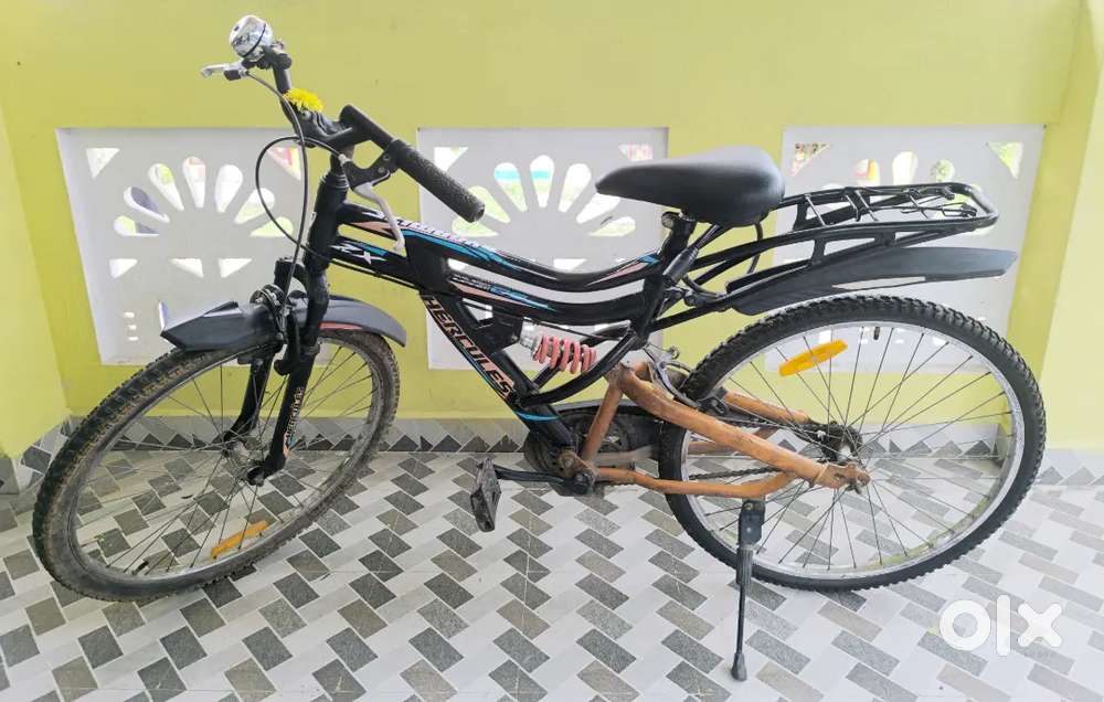 Hercules Dynamite ZX 26T Bicycle with Suspension