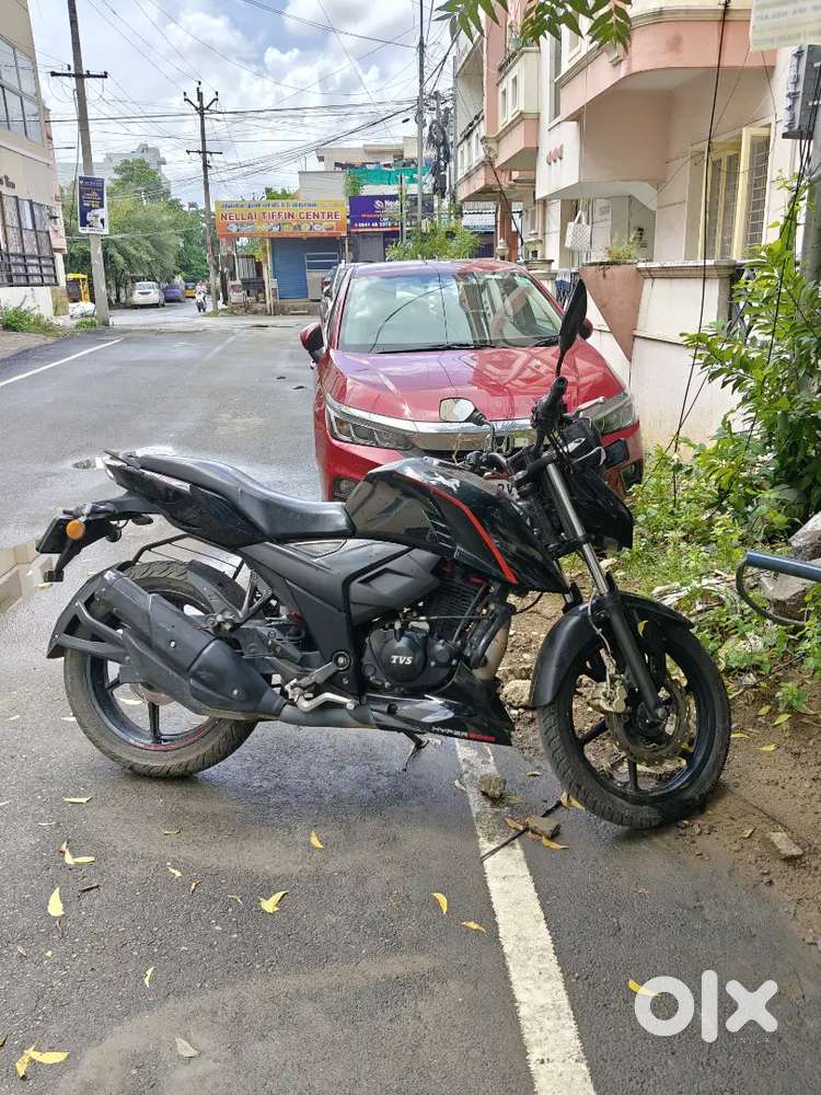 Apache RTR 160 4v full black, well maintained/ No ABS