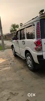 Mahindra Scorpio 2014 Diesel 15 Km Driven
