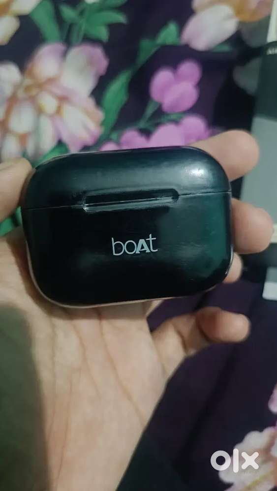 Boat Earbuds Original - Full Working, Box & Accessories Included