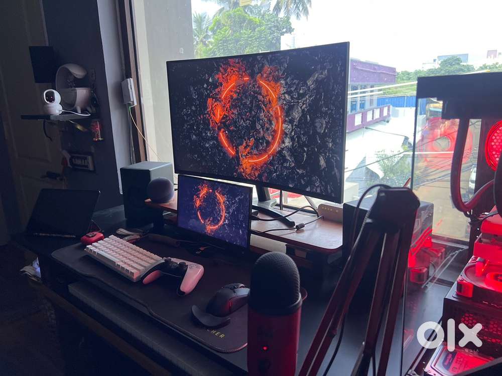 Acer Curved 31.5 Inch ED322QR 144hz refresh rate Curved gaming monitor