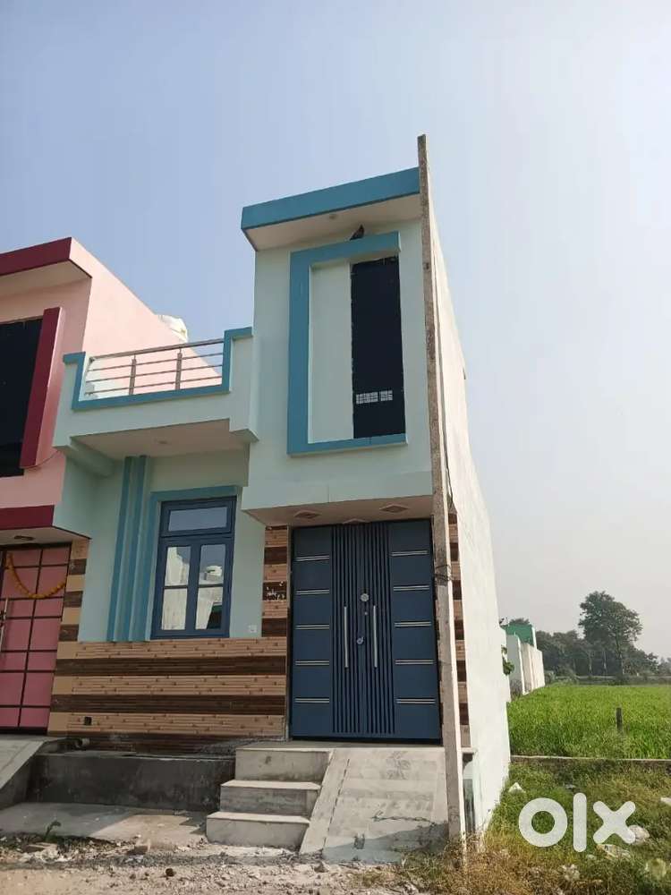 20 Foot road 2 Room Set house