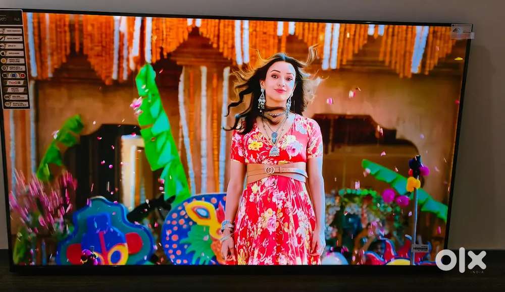 52 SMART LED TV 2 YEARS WARRANTY 4K ULTRA HD HDR