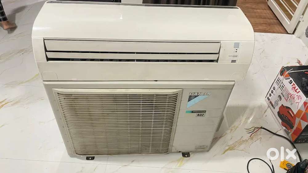 split ac Daikin full condition